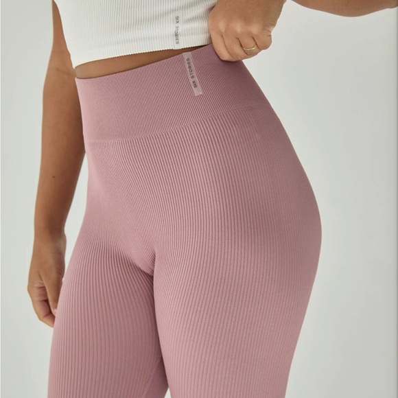 Six Stories Mauve Leggings - Picture 5 of 10